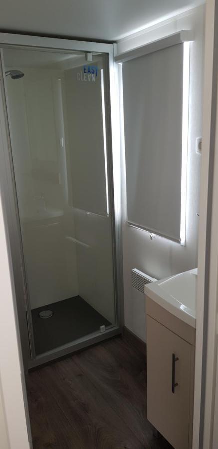 Les Mobilhomes Helvetiques 4 Etoiles Mar Estang En Roussillon Campingplatz *