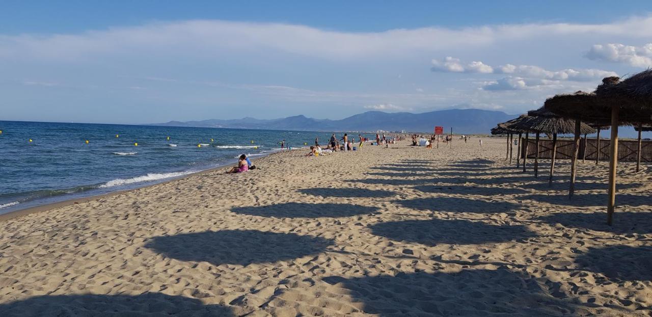 Les Mobilhomes Helvetiques 4 Etoiles Mar Estang En Roussillon Campingplatz