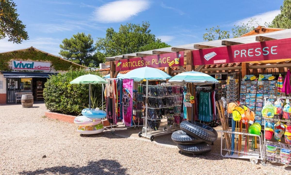 Les Mobilhomes Helvetiques 4 Etoiles Mar Estang En Roussillon * Canet-en-Roussillon